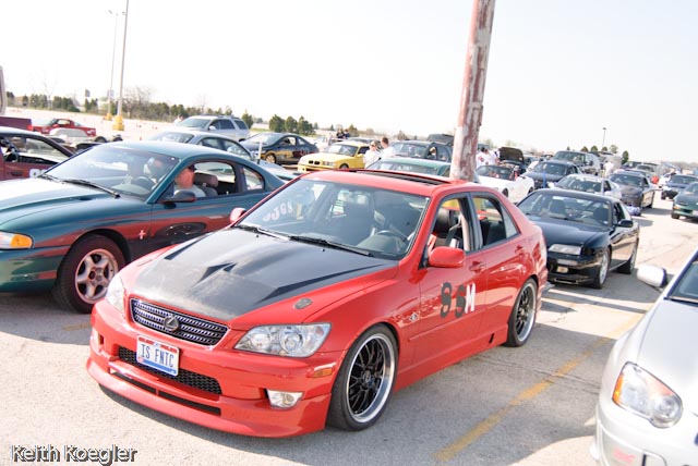 chrysler april pre race-15-11.jpg