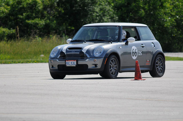 Chrysler AutoX May 2011-19.jpg