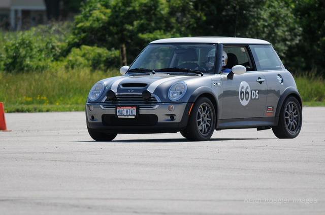 Chrysler AutoX May 2011-20.jpg