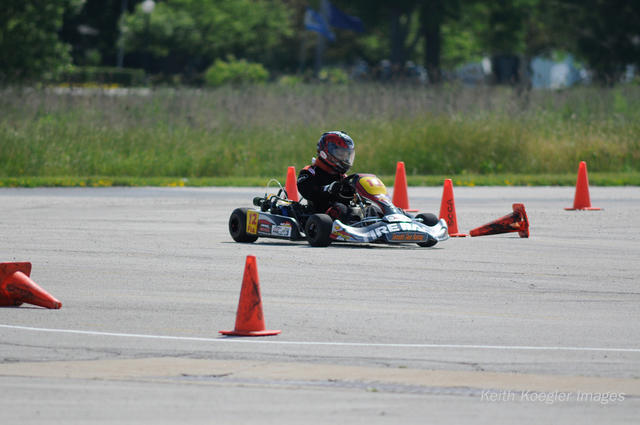 Chrysler AutoX May 2011-4.jpg