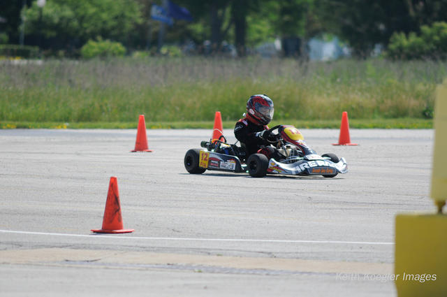 Chrysler AutoX May 2011-5.jpg