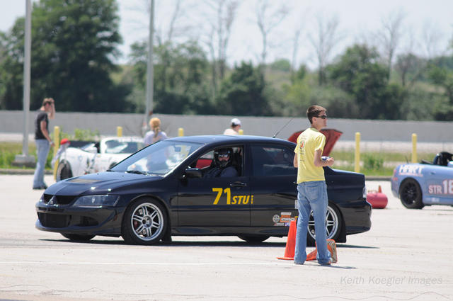 Chrysler AutoX May 2011-869.jpg